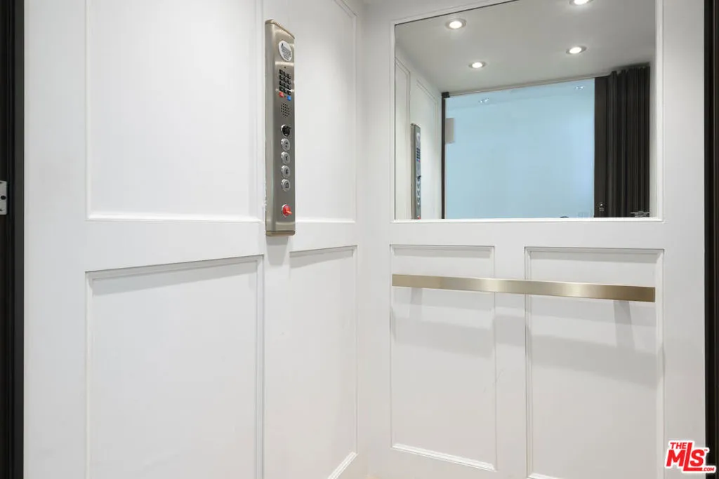 Elevator