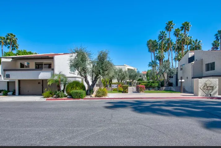 1490 S Camino Real 206 mls pic1