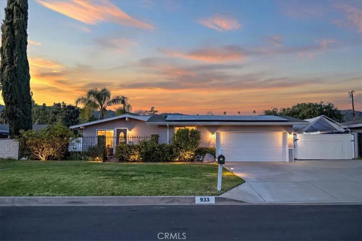 Great North Glendora 4 Bedroom home.