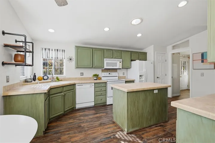 43555 Highway 41 A15, Oakhurst, California 93644