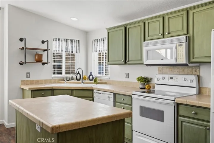 43555 Highway 41 A15, Oakhurst, California 93644