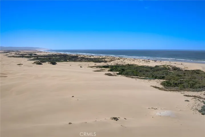 Oceano Dunes - Located just a few houses away from the sand.