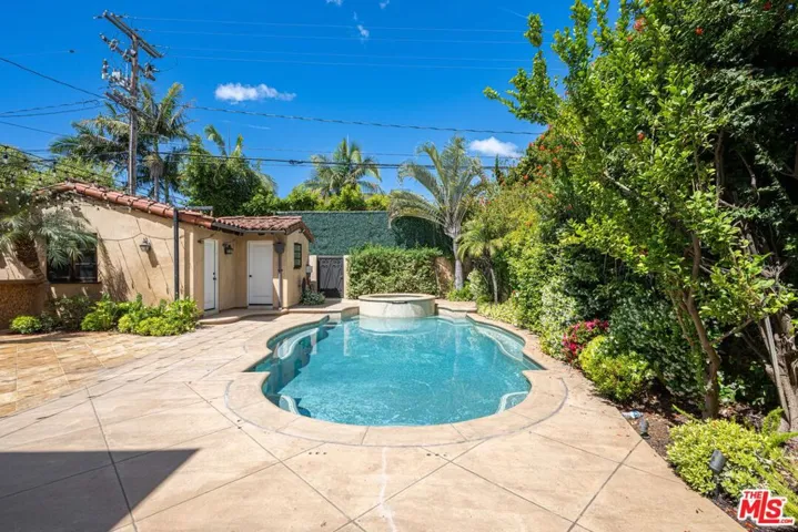305 N Palm Drive, Beverly Hills, California 90210
