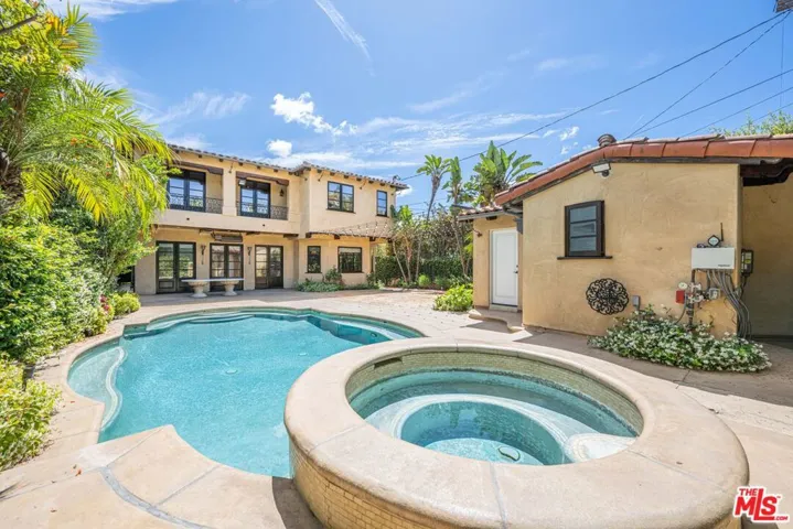 305 N Palm Drive, Beverly Hills, California 90210