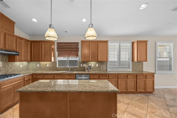 Kitchen with center island