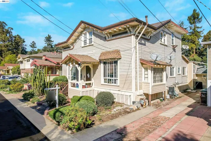 2550 Pleasant St, Oakland, California 94602