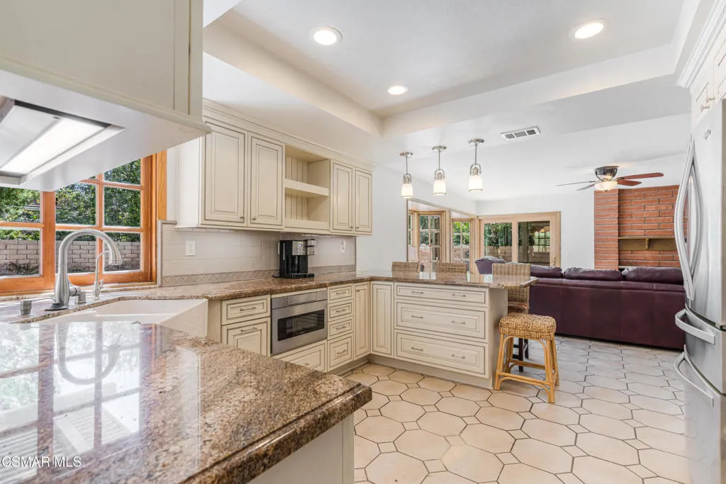5432 Jon Dodson Drive-10