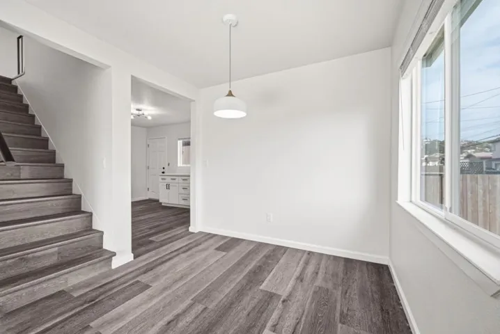 7876 Bancroft Avenue, Oakland, California 94605