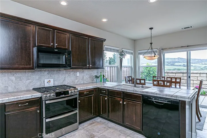 387 Penelope Lane, Santa Maria, California 93455