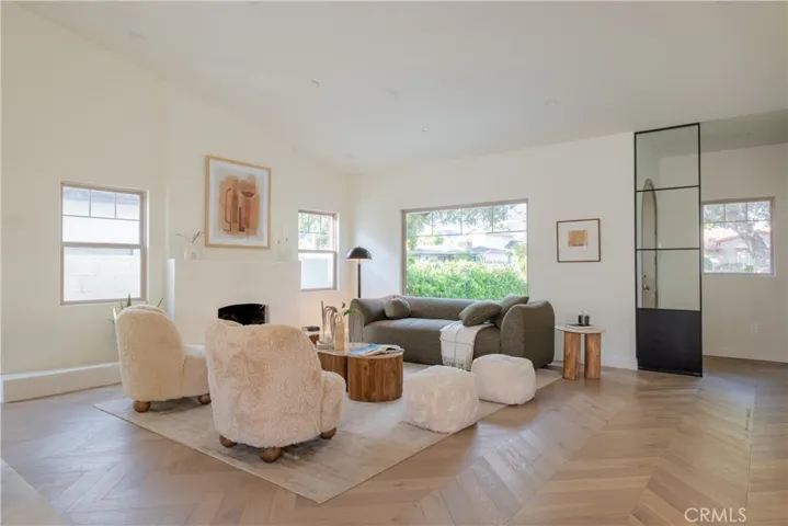 5731 Oak Avenue, Temple City, California 91780