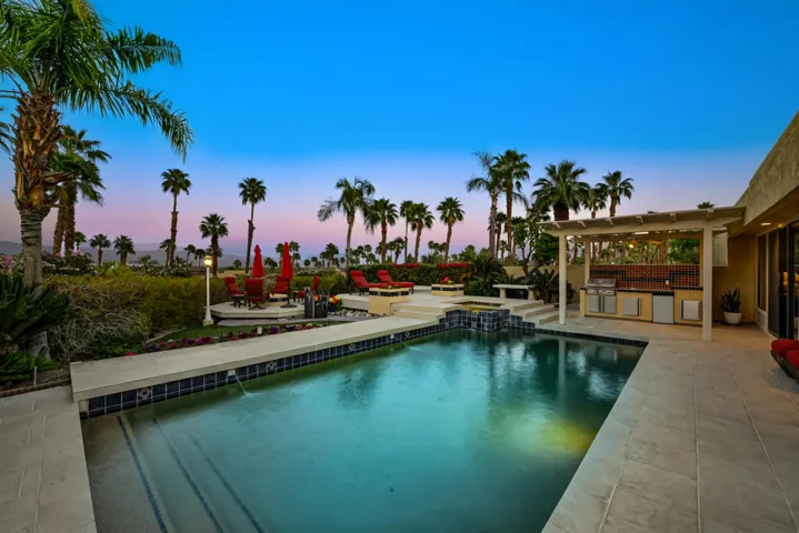 26-alta-vista-rancho-mirage-night--001