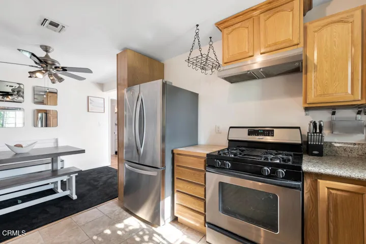 Spacious eat-in kitchen