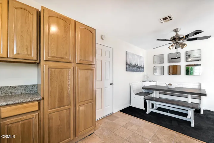 Spacious eat-in kitchen