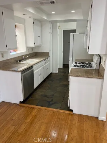 22003 Belshire 9, Hawaiian Gardens, California 90716