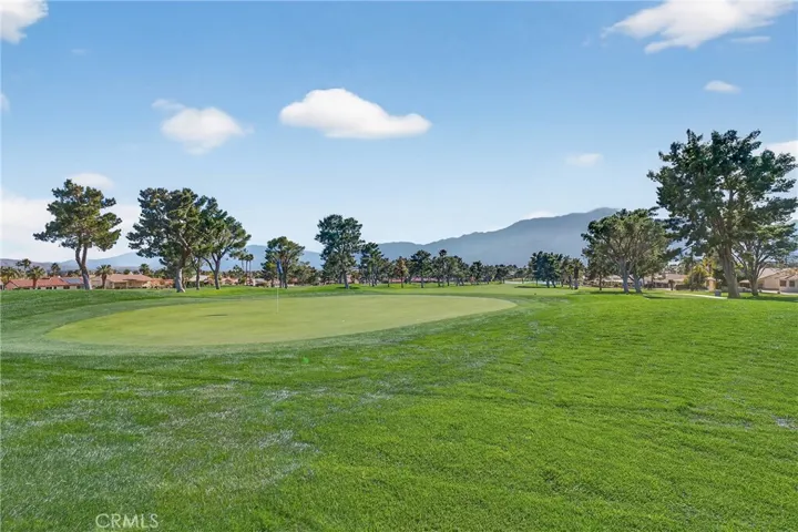 Award Winning 18 hole Course