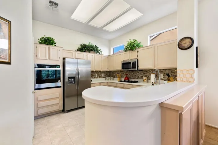 32-web-or-mls-2H8A3670