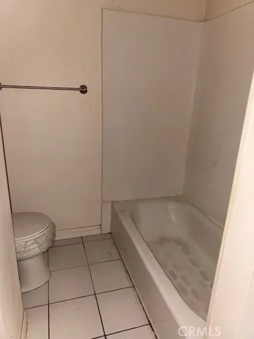 Hallway full bath