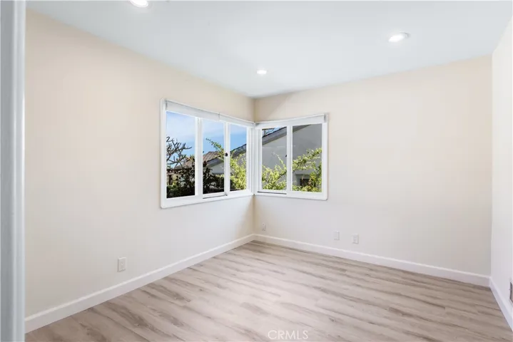 4th Bed/Office