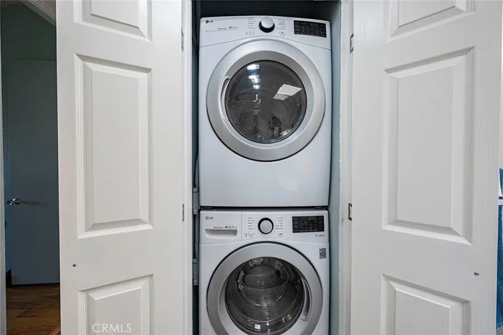 In unit washer & dryer