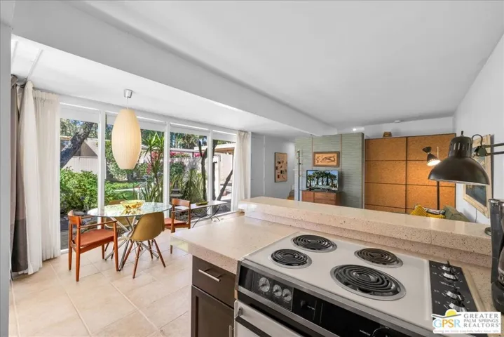 360 Cabrillo Road 220, Palm Springs, California 92262
