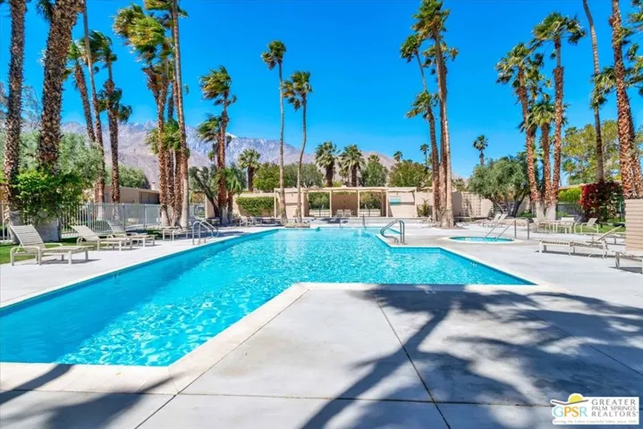 360 Cabrillo Road 220, Palm Springs, California 92262