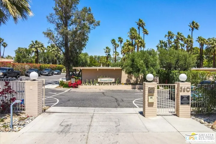 360 Cabrillo Road 220, Palm Springs, California 92262