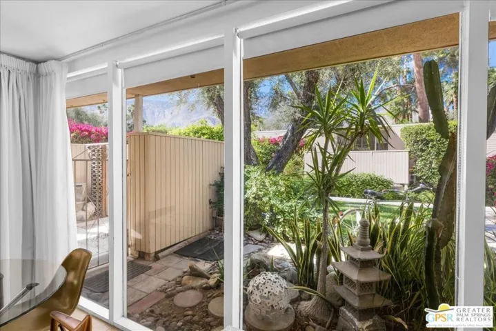360 Cabrillo Road 220, Palm Springs, California 92262