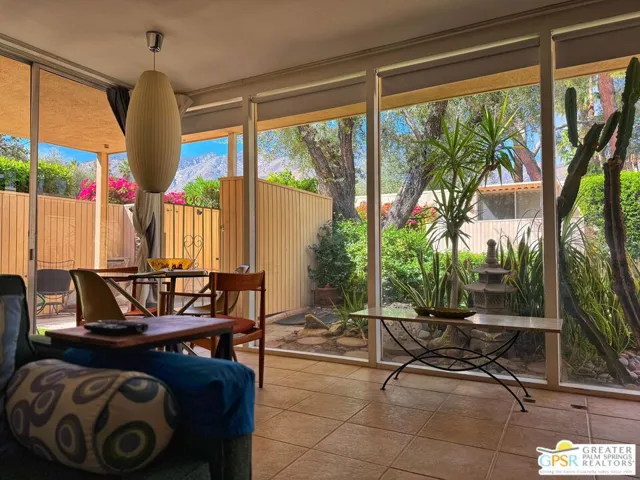 360 Cabrillo Road 220, Palm Springs, California 92262