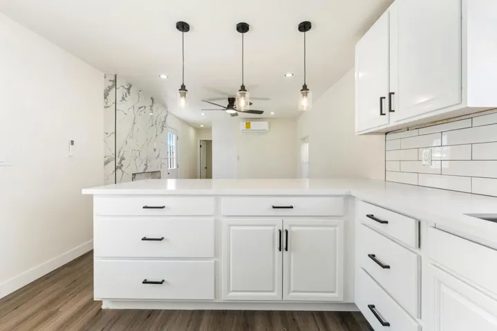 17069 N indian canyon 46-13