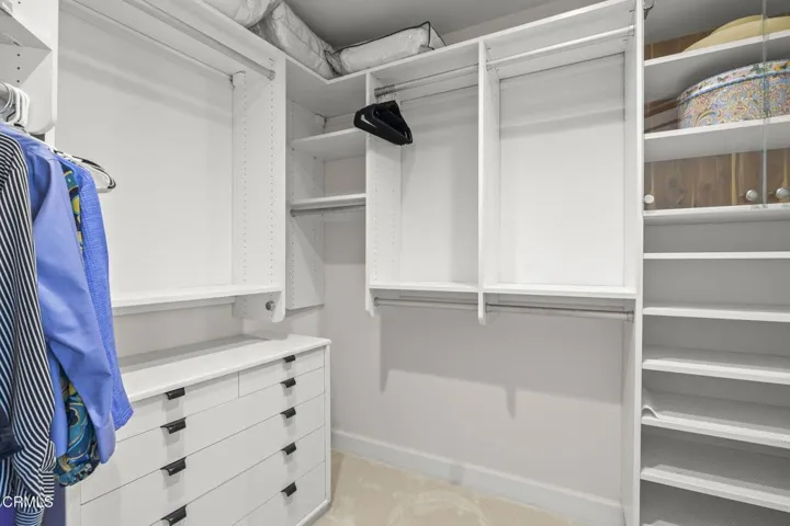 45-web-or-mls-UpmarketMedia-2113Dor-228