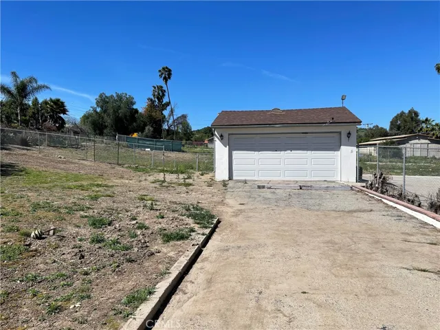 Side driveway