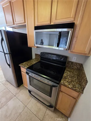 Electric stove and microwave