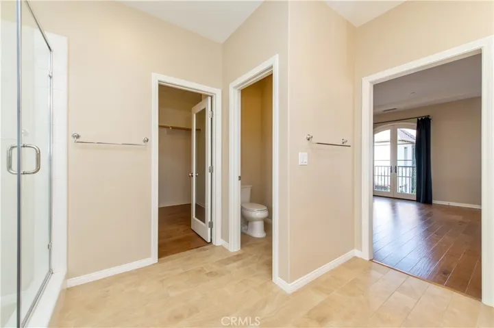 Master Bath with view of spacious walking closet