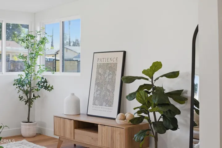 2nd living area