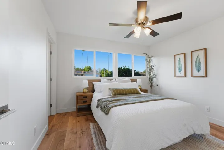 Master bedroom pic 1