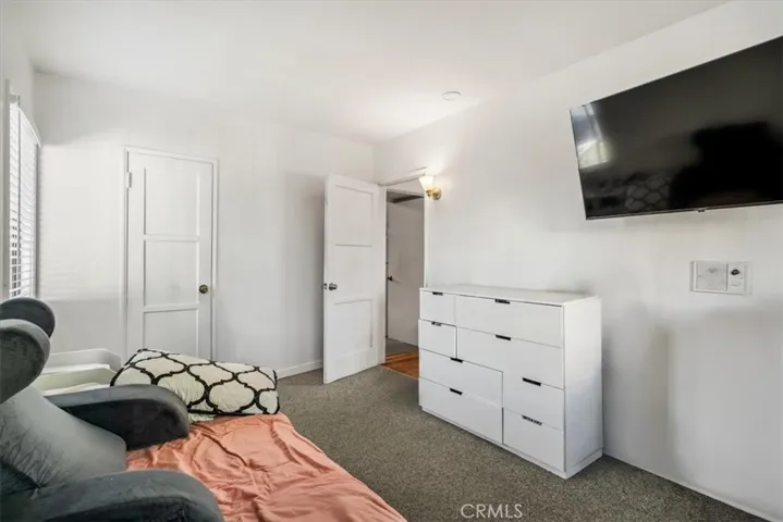3 bedroom 1 bath