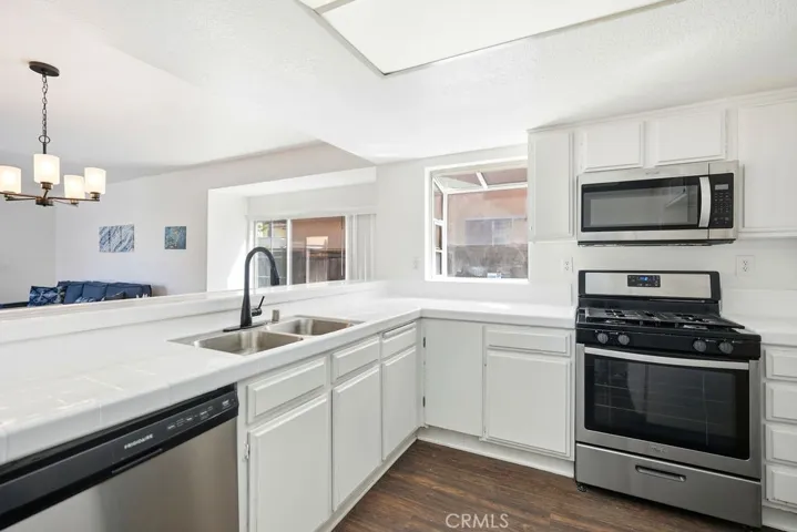 344 Mildred, Perris, California 92571