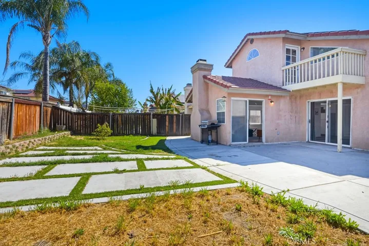 344 Mildred, Perris, California 92571
