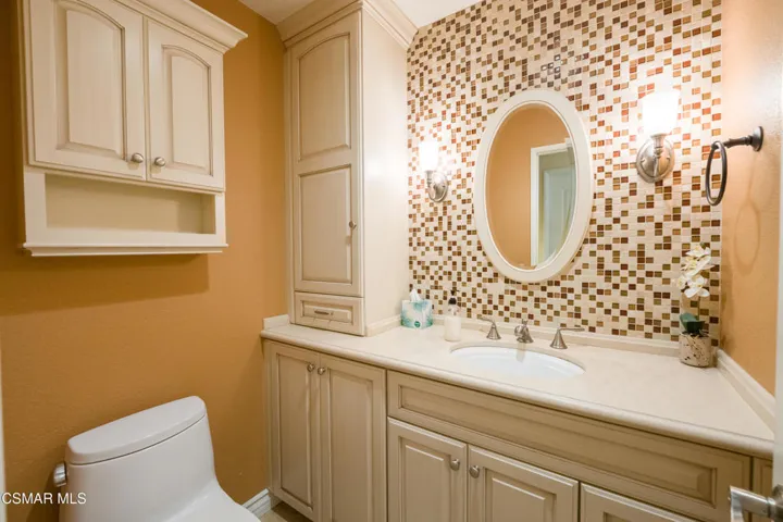 7247universitydrive-61