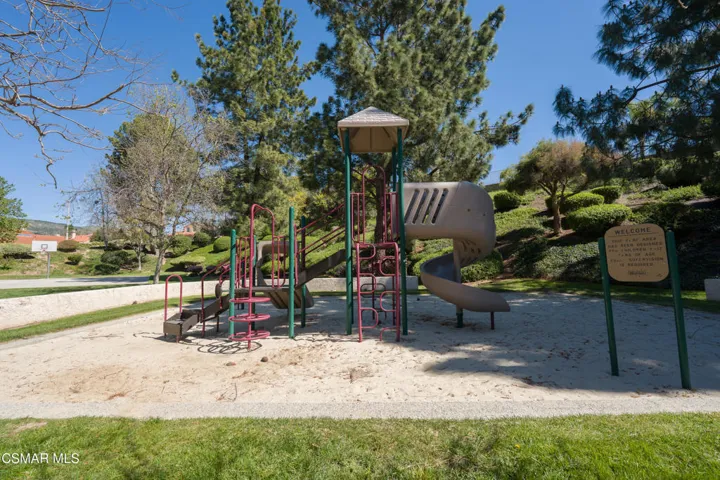 7247universitydrive-77