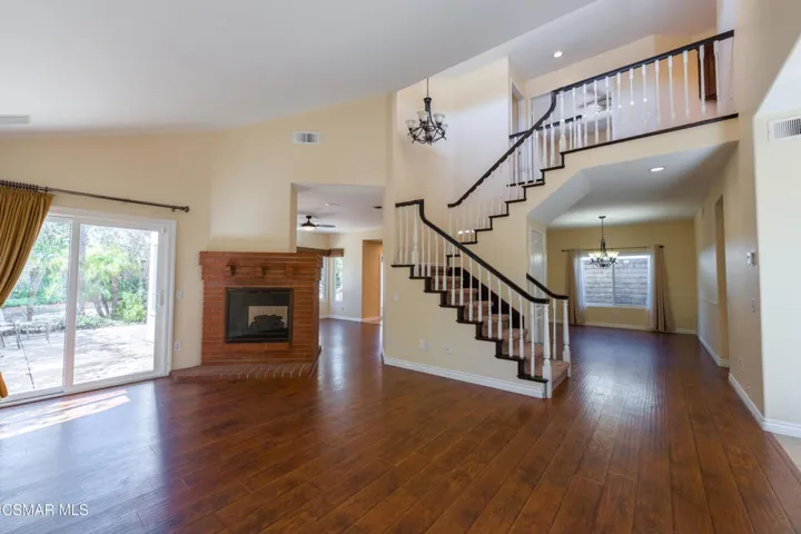 7247universitydrive-52