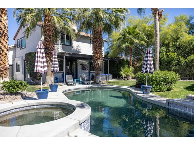 Pool Corner