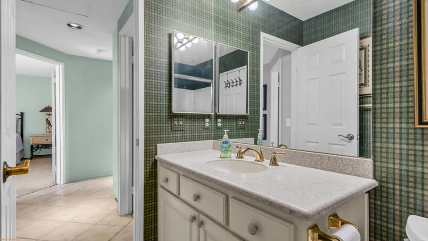 23-Were Focused42895 Scirocco-23