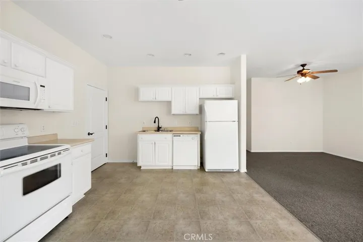 1 bedroom unit downstairs