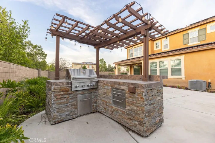 27877 Ladoga, Menifee, California 92585