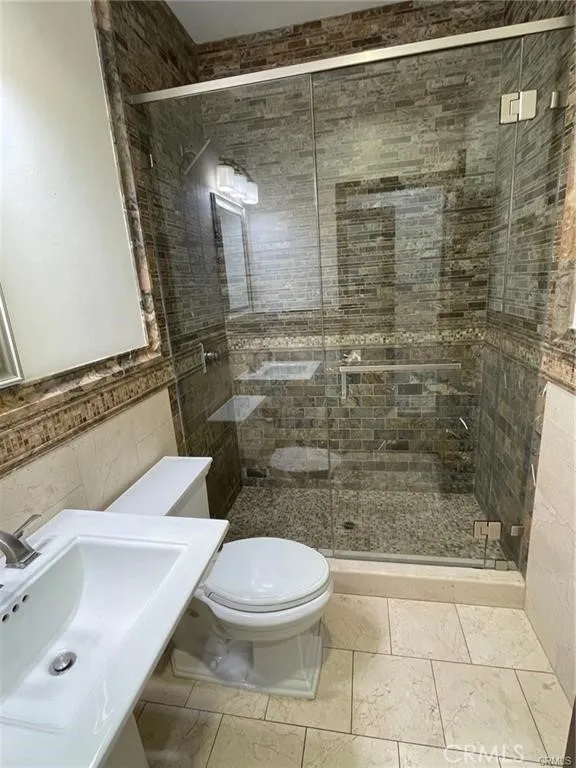 REMODELED GUEST BATHROOM