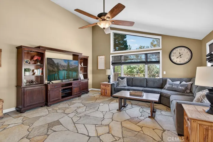 20765 Avenida Castilla, Murrieta, California 92562