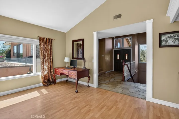 20765 Avenida Castilla, Murrieta, California 92562