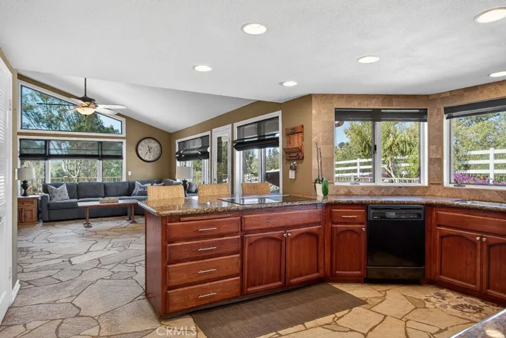 20765 Avenida Castilla, Murrieta, California 92562