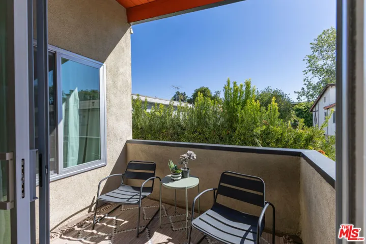 12014 Kling Street 18, Valley Village, California 91607
